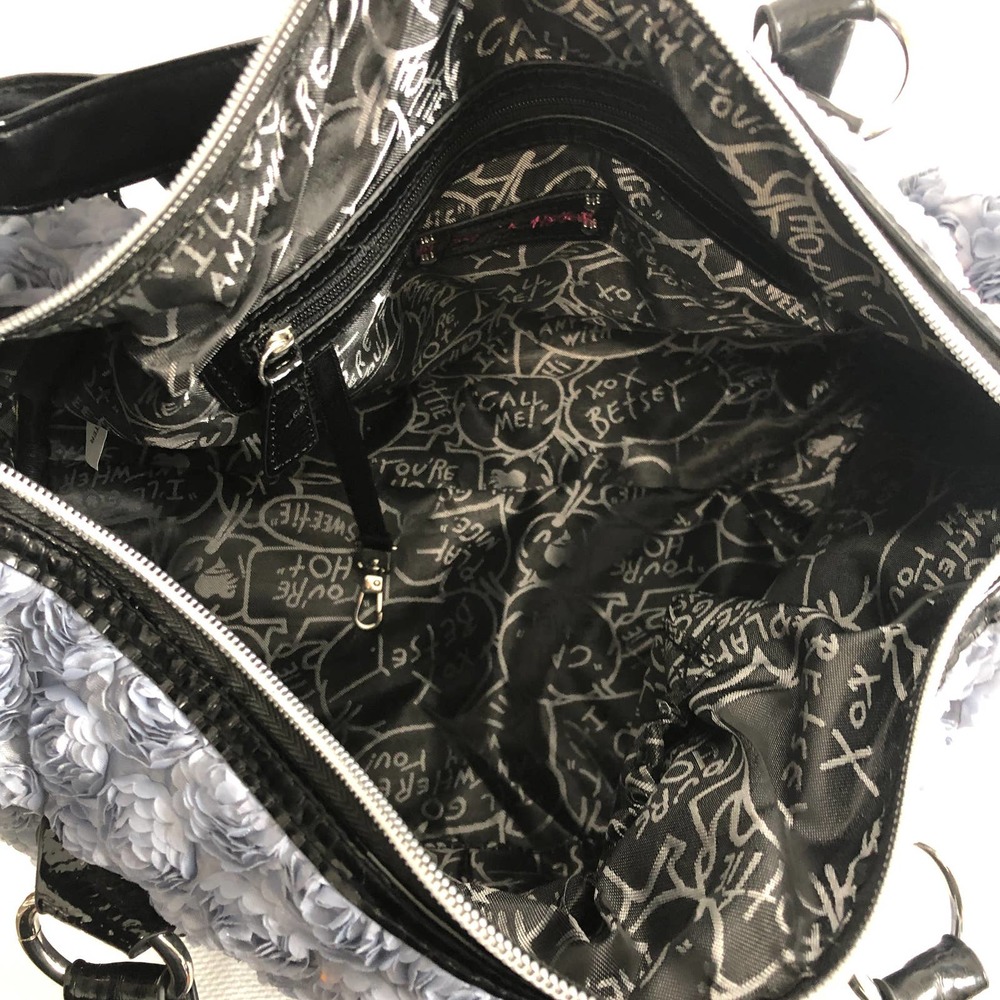 HOLD Betsey Johnson Lavender/Grey Rose Medium Bag - Picture 6 of 12